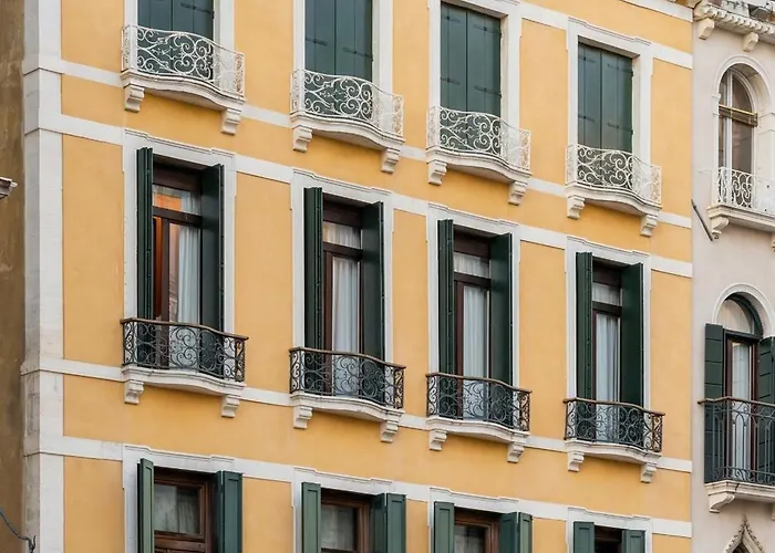 Bellevue Luxury - San Marco Luxury 4*