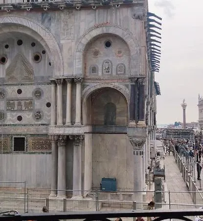 Oda ve Kahvaltı Bellevue Luxury - San Marco Luxury