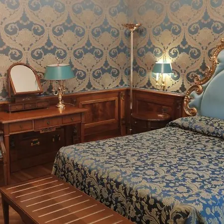 Oda ve Kahvaltı Bellevue Luxury - San Marco Luxury Venedik