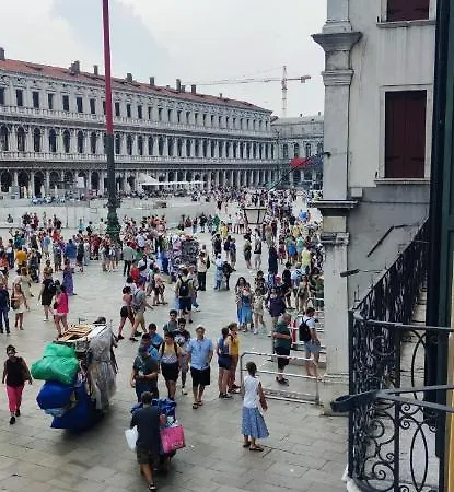 Nocleg ze śniadaniem Bellevue Luxury - San Marco Luxury