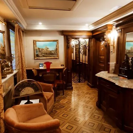Bellevue Luxury - San Marco Luxury Oda ve Kahvaltı