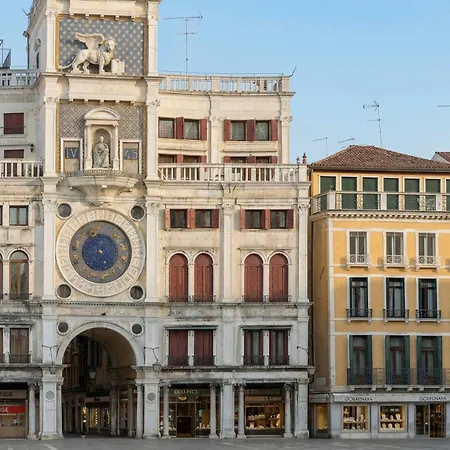 Bellevue Luxury - San Marco Luxury Couette-café