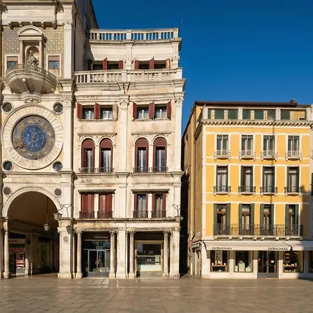 Couette-café Bellevue Luxury - San Marco Luxury