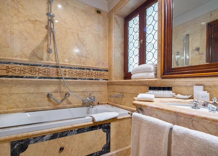 Couette-café Bellevue Luxury - San Marco Luxury Venise